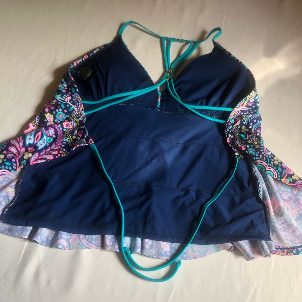 Catalina 2 Piece Swim Suit Size M 8-10 - Picture 2 of 5